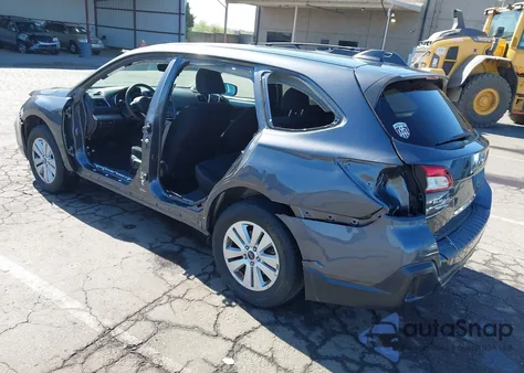 2019 Subaru Outback 2.5I Premium из США, поврежденный, VIN 4S4BSAHC2K3273073